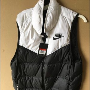 Nike vest